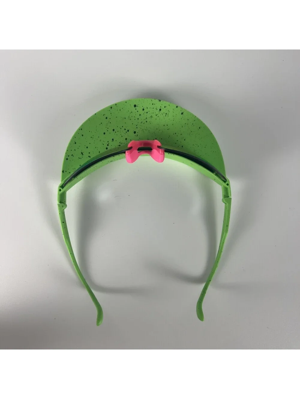 Sun Chill Retro Sunglasses with Hat Brim